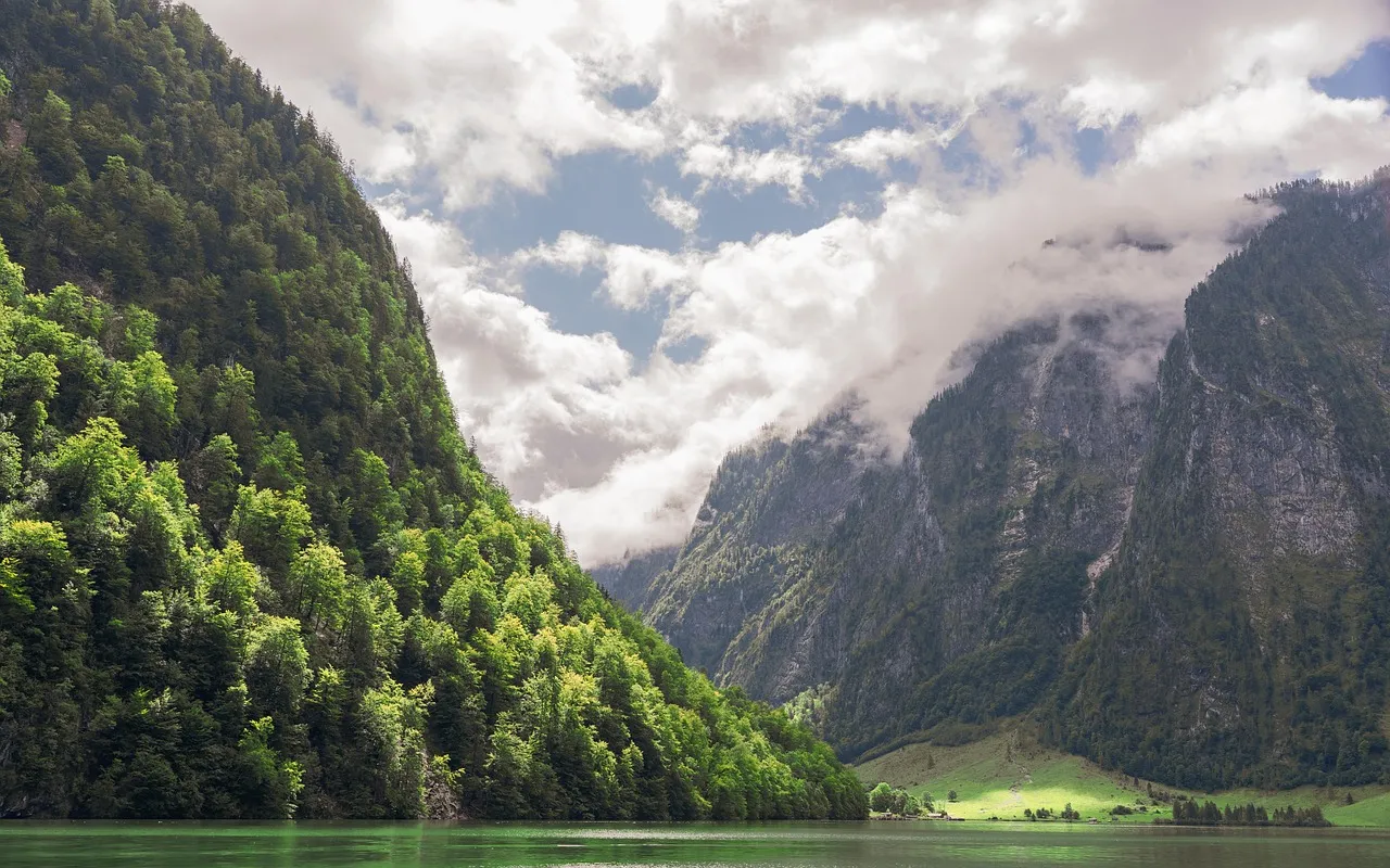 Königssee, mountains, mountain landscape — illustrating Blood PhenoAge vs Epigenetic Clock Tests