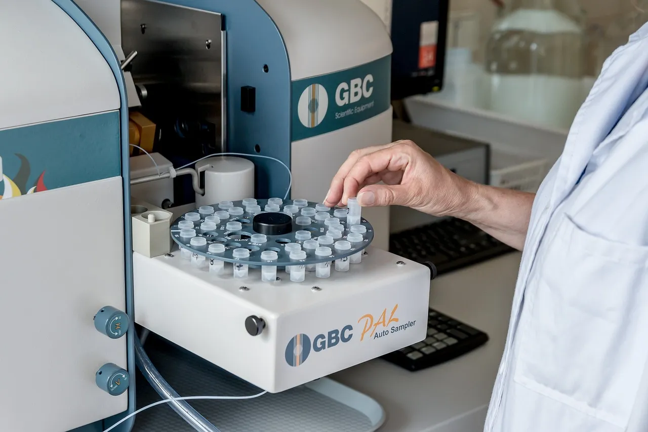Lab, analysis, diagnostics — illustrating Cosmetic Peptides in Skincare: Matrixyl, Argireline, and What Works Topically