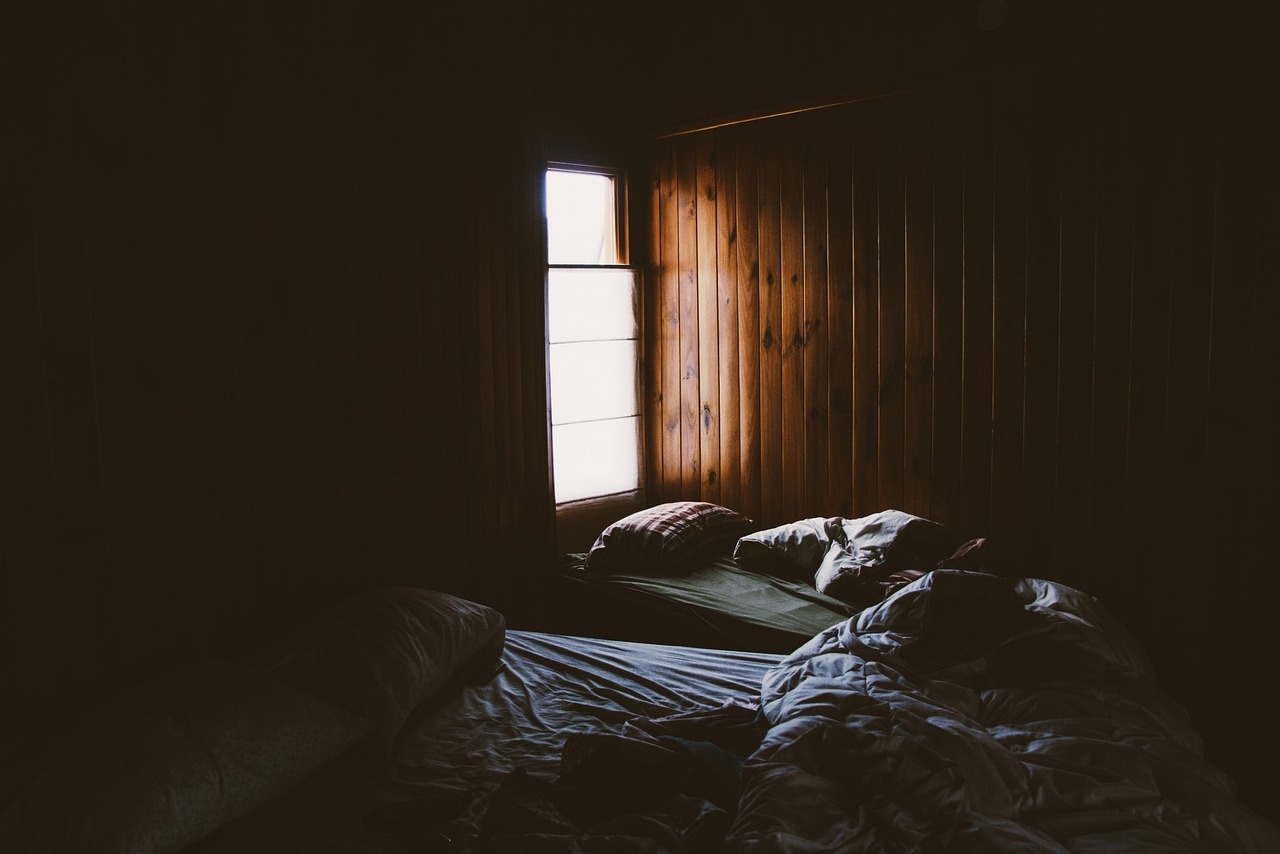 Bed, sheet, pillow — illustrating GLP-1s for Sleep Apnea: Reading the SURMOUNT-OSA Data