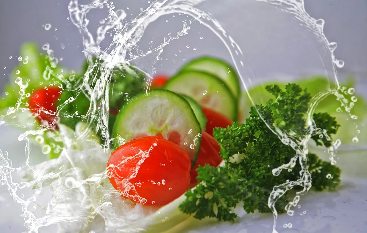 Meal, salad, cucumbers — illustrating How Much Water Should You Drink on a GLP-1?