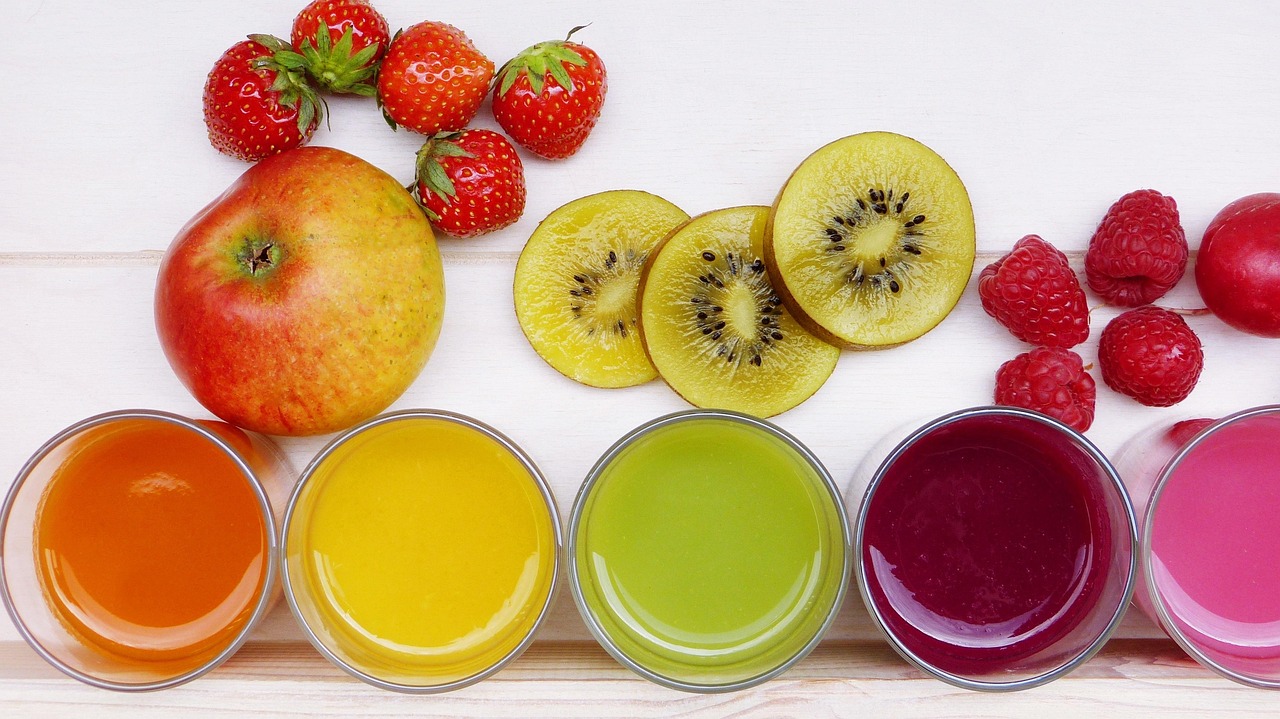 Fruit, juices, smoothies — illustrating Inflammation Markers: hs-CRP and Aging