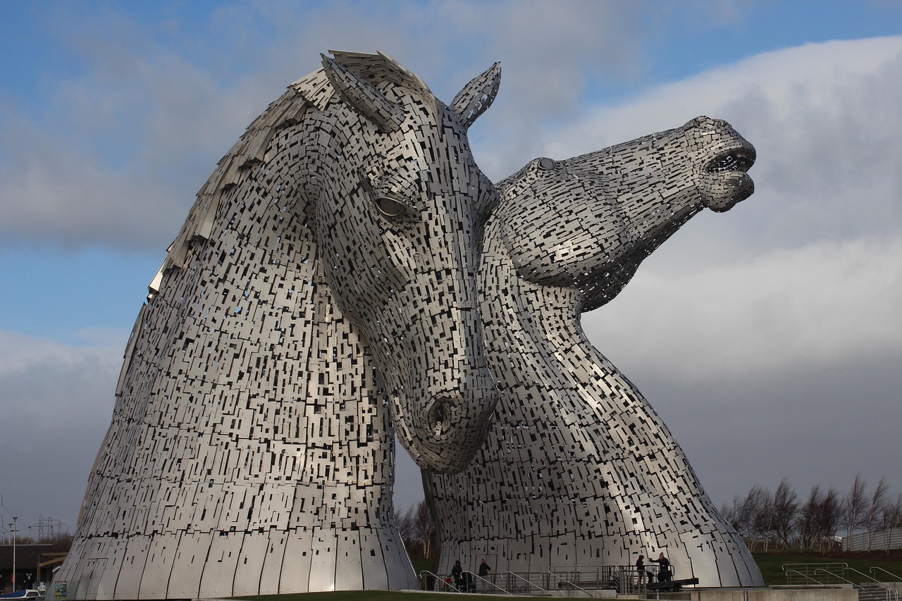 Kelpies, hourse, art — illustrating mcg to mL: How Much Peptide Liquid to Draw