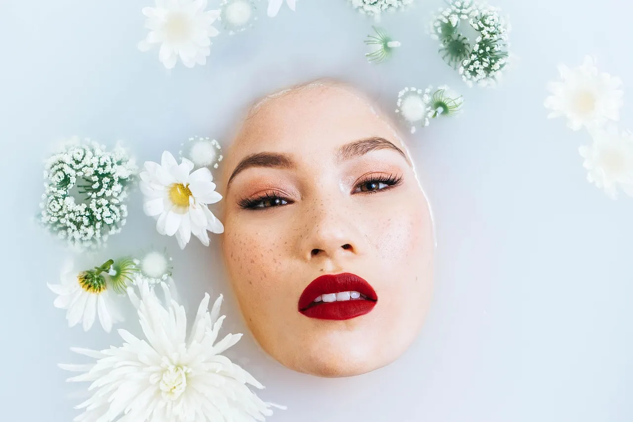Melanotan II: Why the Tanning Peptide Carries Real Risks