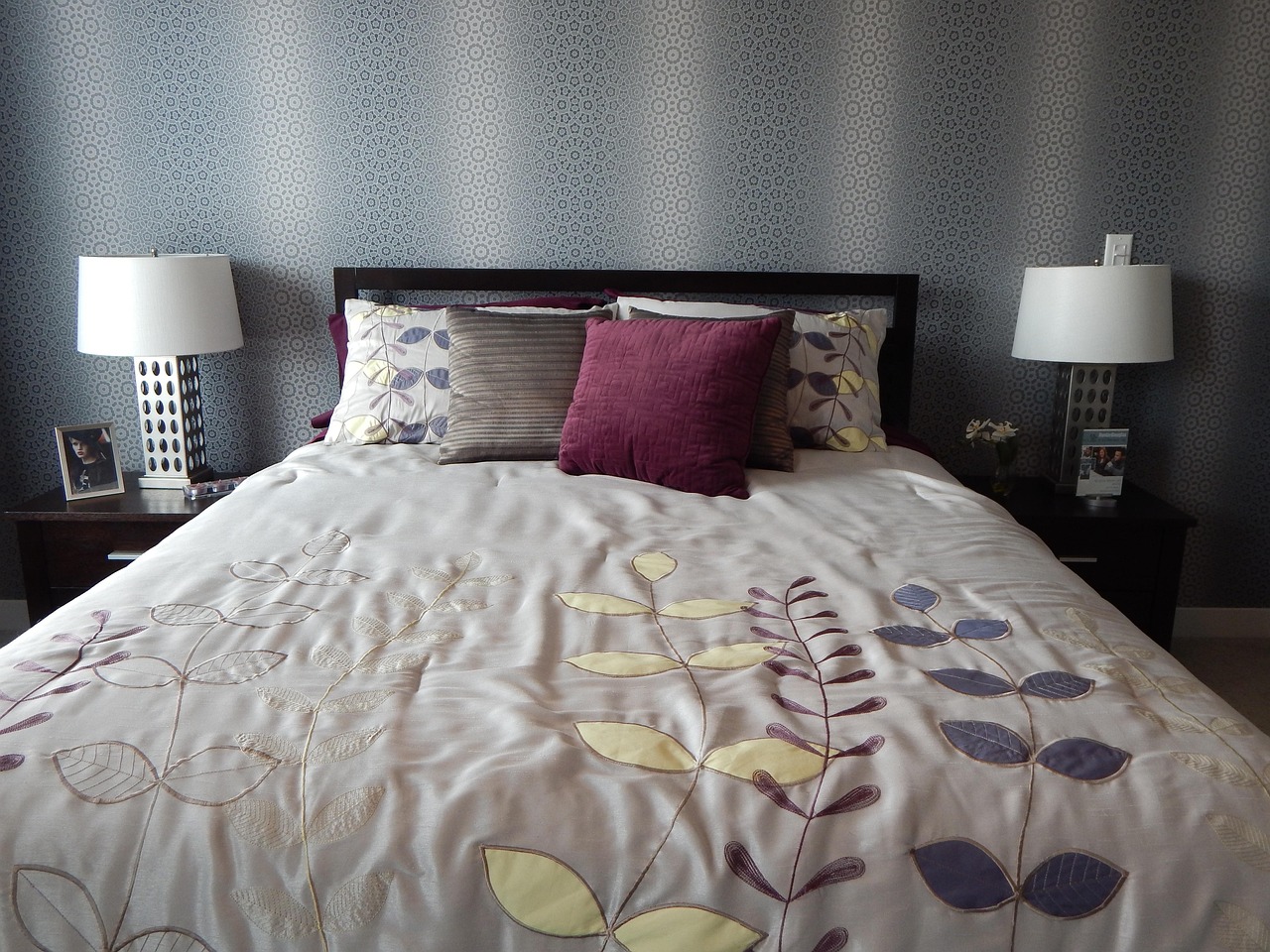 Bed, bedroom, bedding — illustrating Naps and Recovery: Dose and Timing
