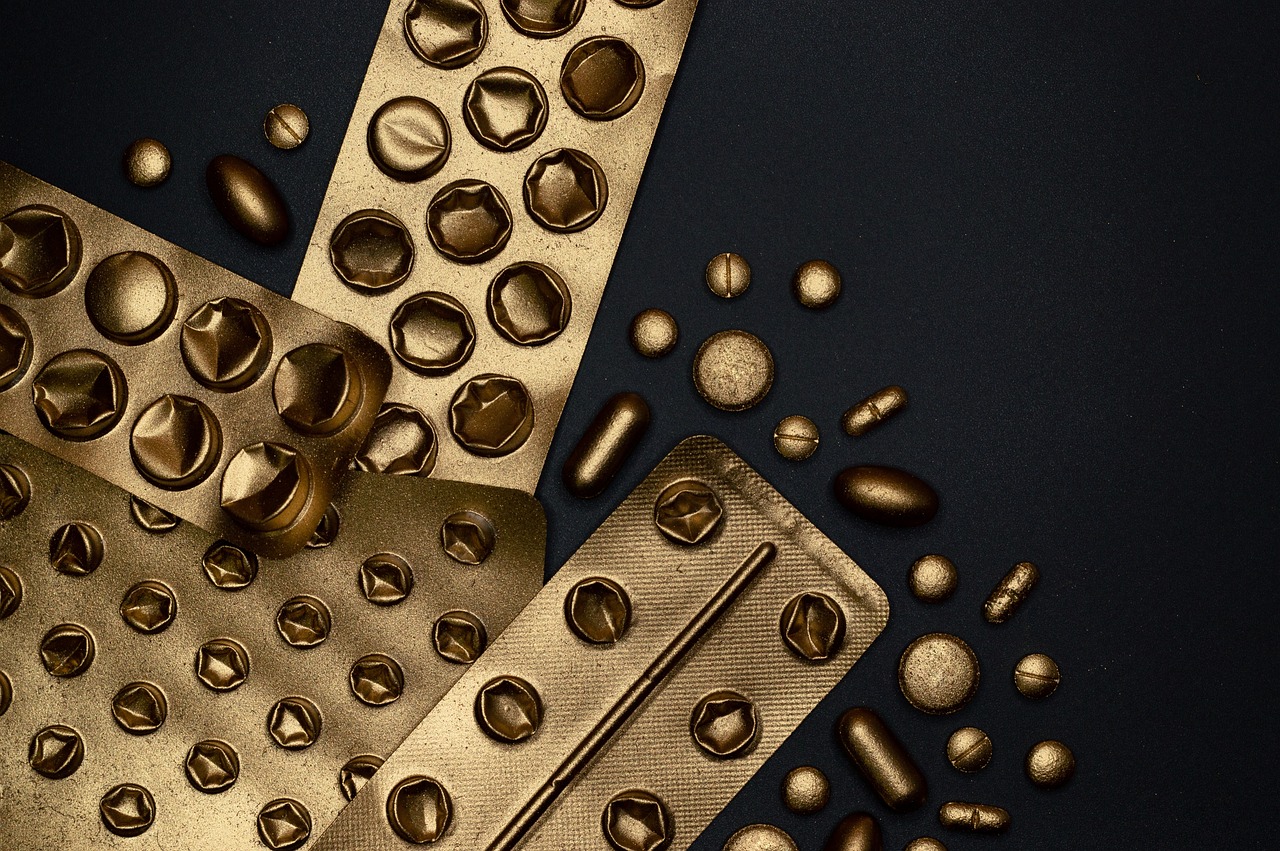 Pill, medicine, tablet — illustrating Omega-3s and Muscle Soreness