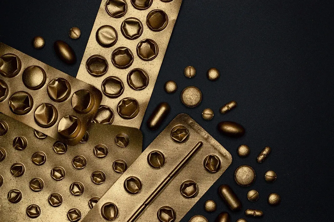 Pill, medicine, tablet — illustrating Omega-3s and Muscle Soreness