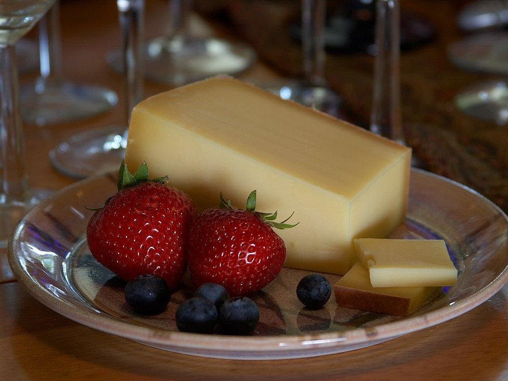 Appenzeller, cheese, dairy product — illustrating Protein Timing for Recovery: Does the Window Exist?