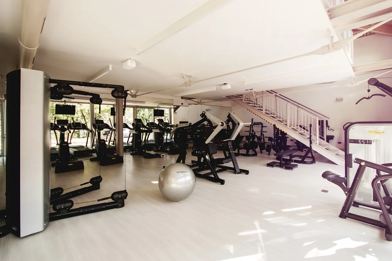 Gym, training, sports — illustrating Recovery Heart-Rate and Fitness