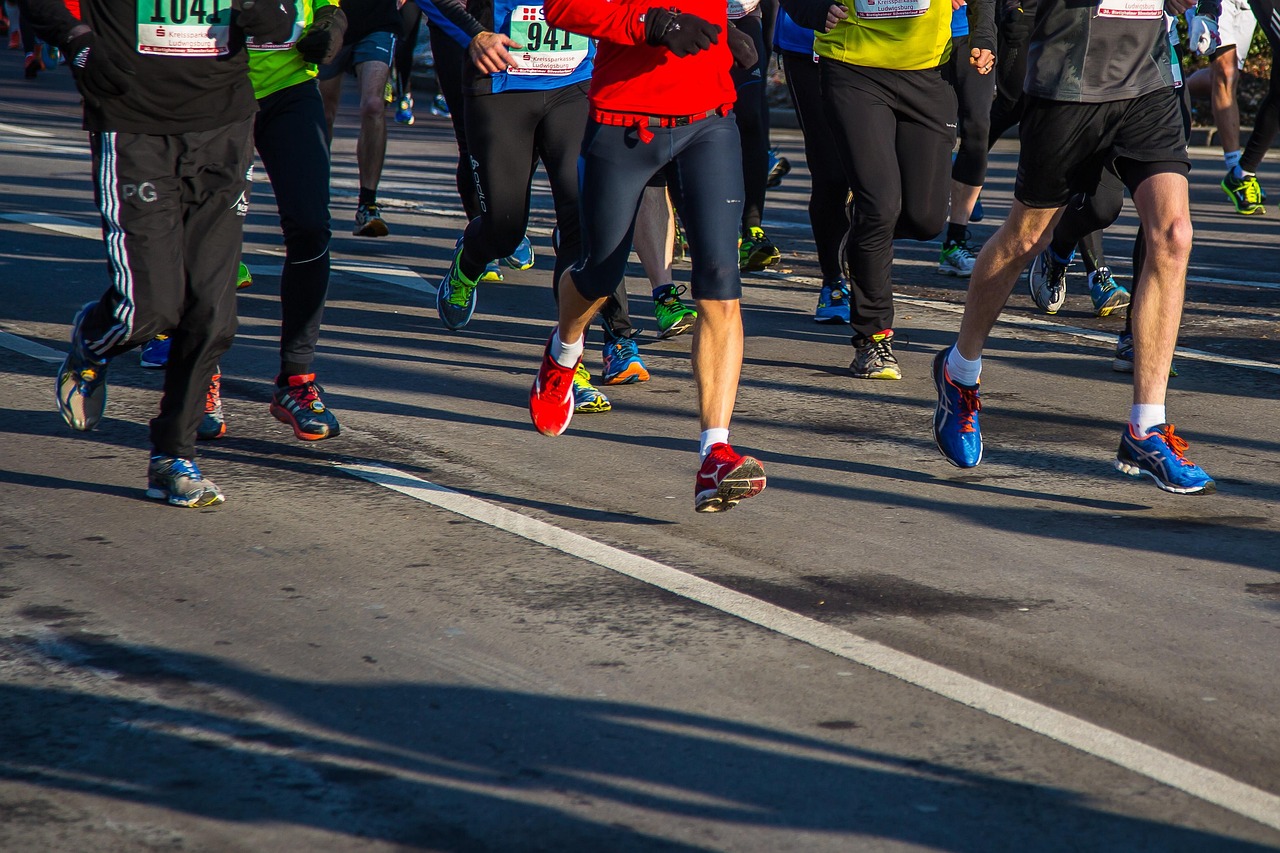 Running, sports, fit — illustrating Resting Heart Rate as a Recovery Signal