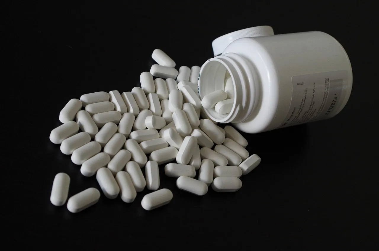 Pills, pharmacy, ill — illustrating Stopping a GLP-1 Before Surgery: The Anesthesia Guidance