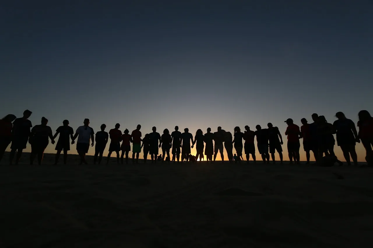People, friends, together — illustrating The Blue Zones: What Holds Up and What Doesn't