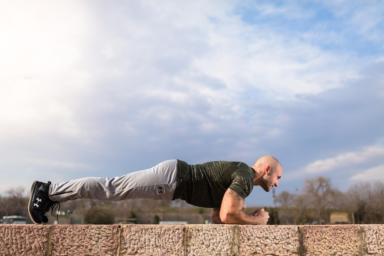 Plank, abs, sport — illustrating The Minimalist’s Guide to Recovery