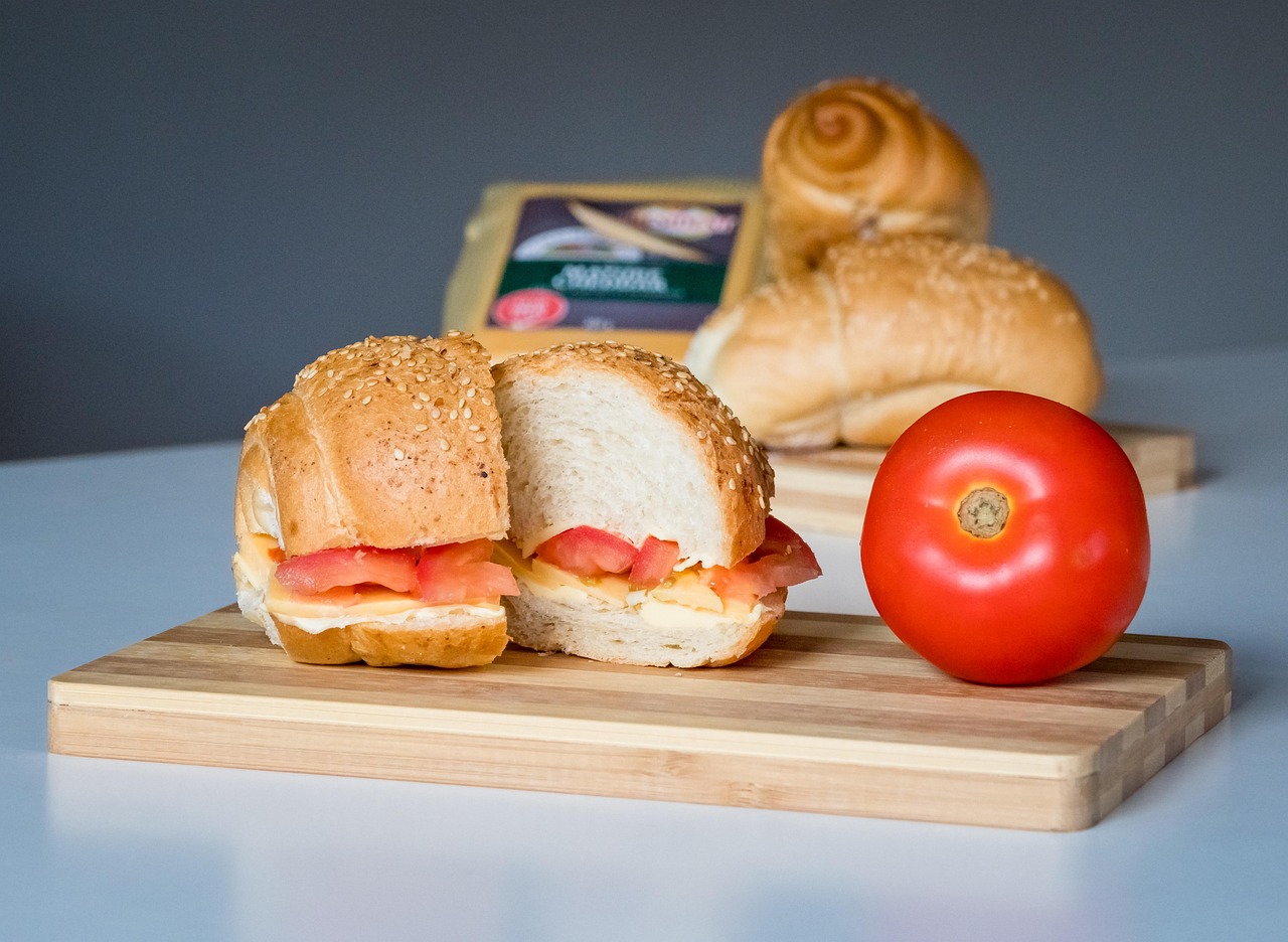 Sandwich, food, bread — illustrating Time-Restricted Eating: Evidence and Limits