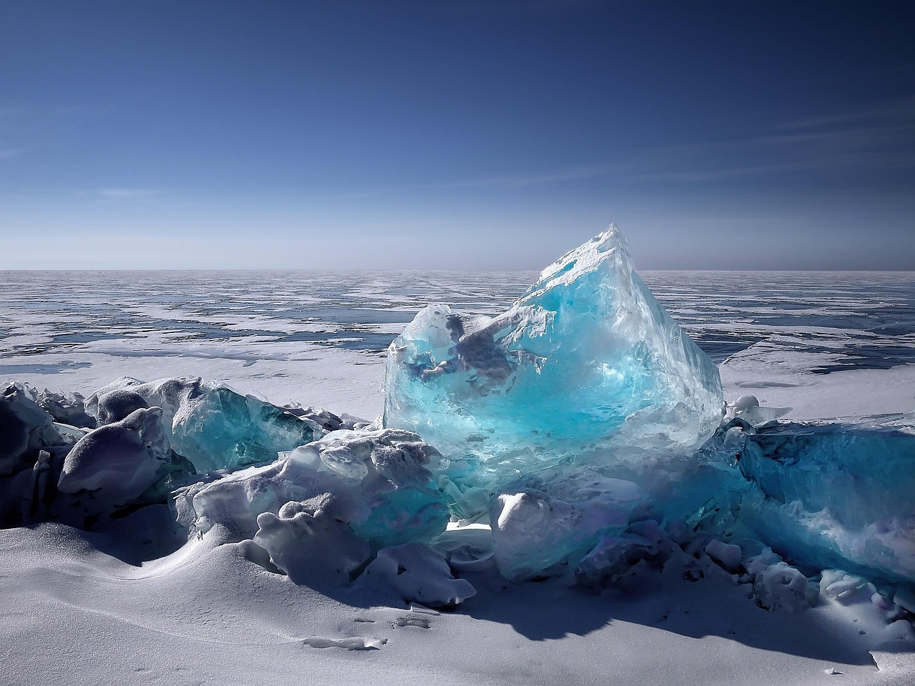 Ice, iceberg, ice floes — illustrating Why Cold After Lifting May Blunt Your Gains