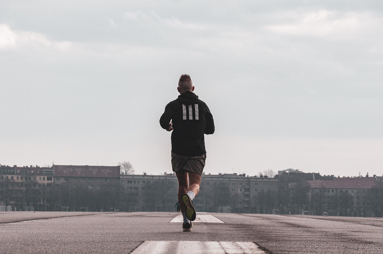 Runner, running, jog — illustrating Zone 2 Training and Recovery Capacity