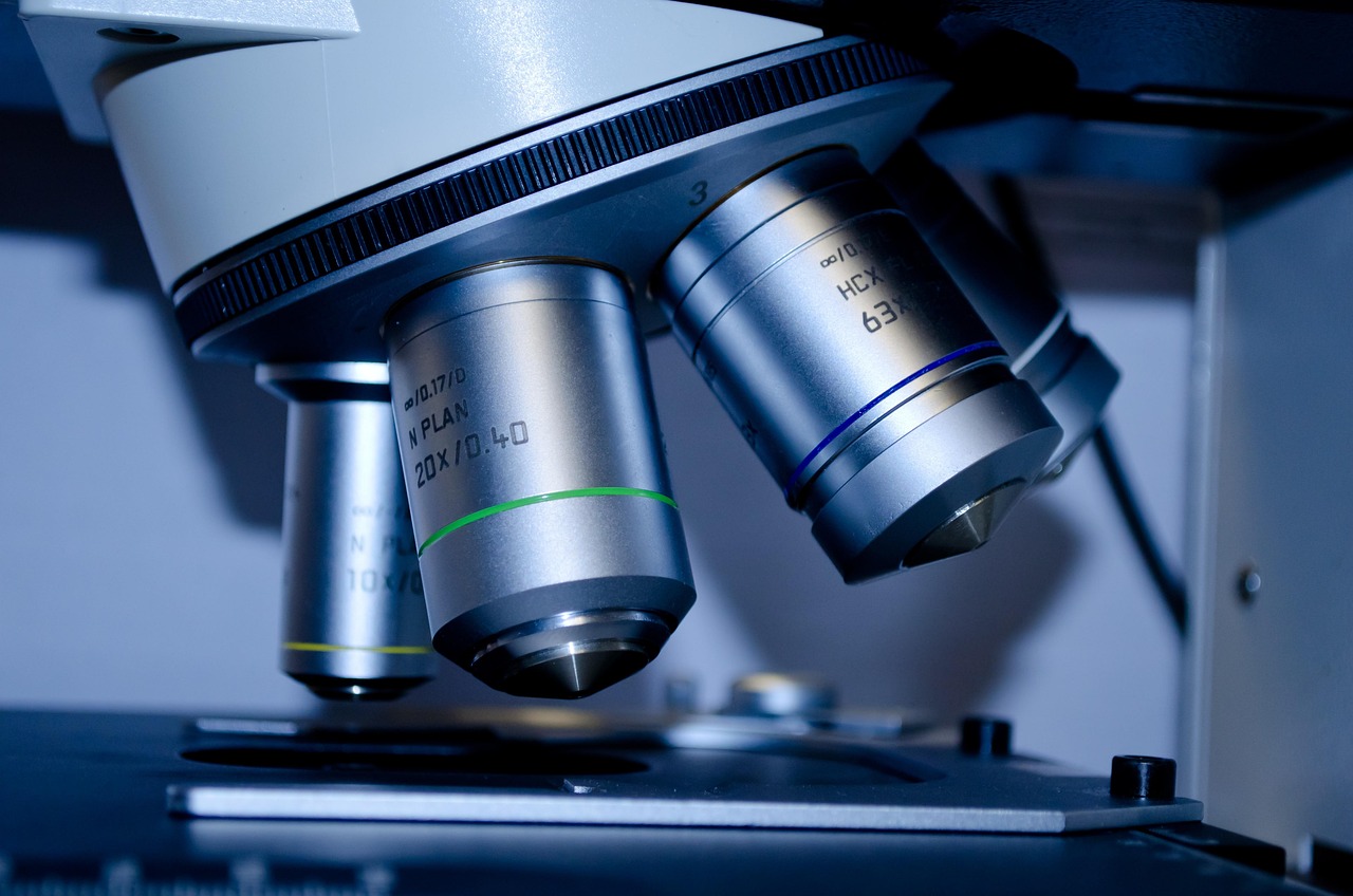 Microscope, slide, research — illustrating The Beginner’s Guide to Peptides