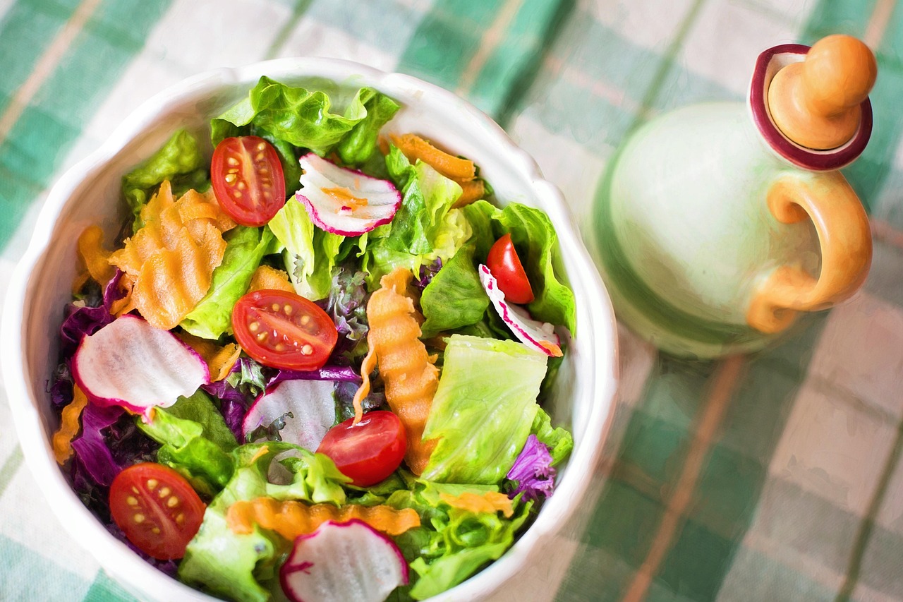 Salad, fresh, veggies — illustrating The GLP-1 Guide